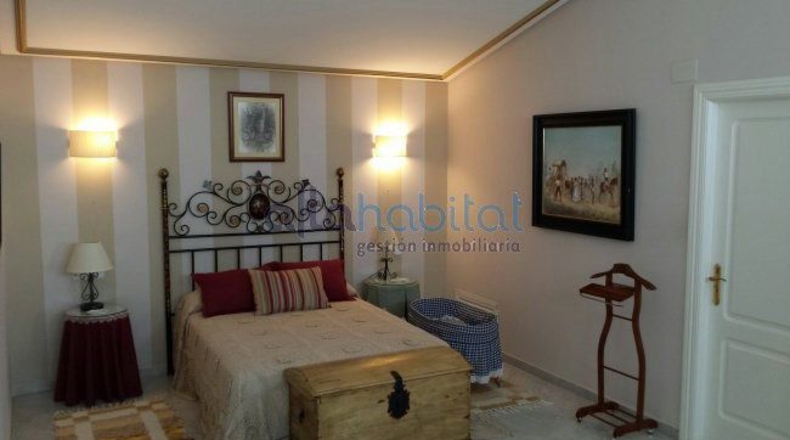 Sevilla - Alcalá de Guadaíra - 1700m2