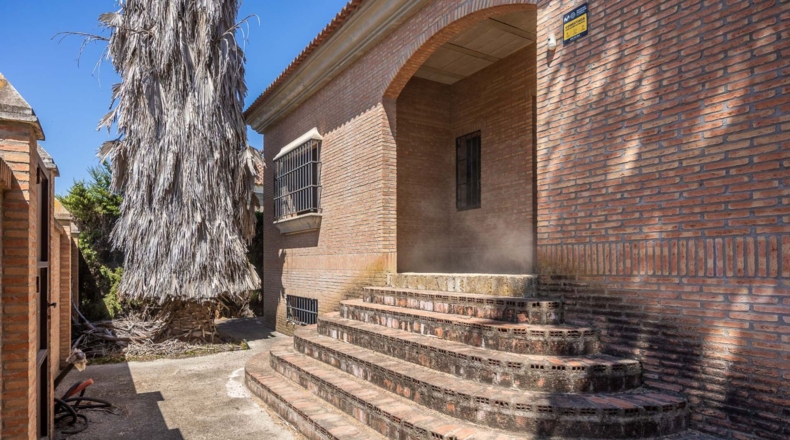 Sevilla - Dos Hermanas - 700m2