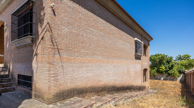 Sevilla - Dos Hermanas - 700m2