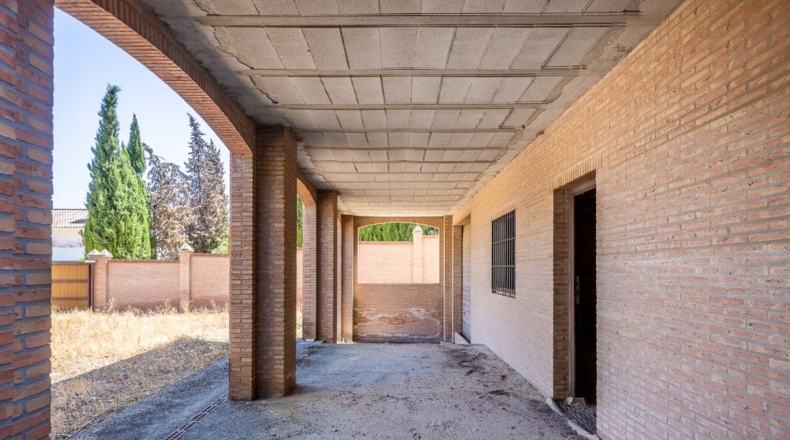 Sevilla - Dos Hermanas - 700m2