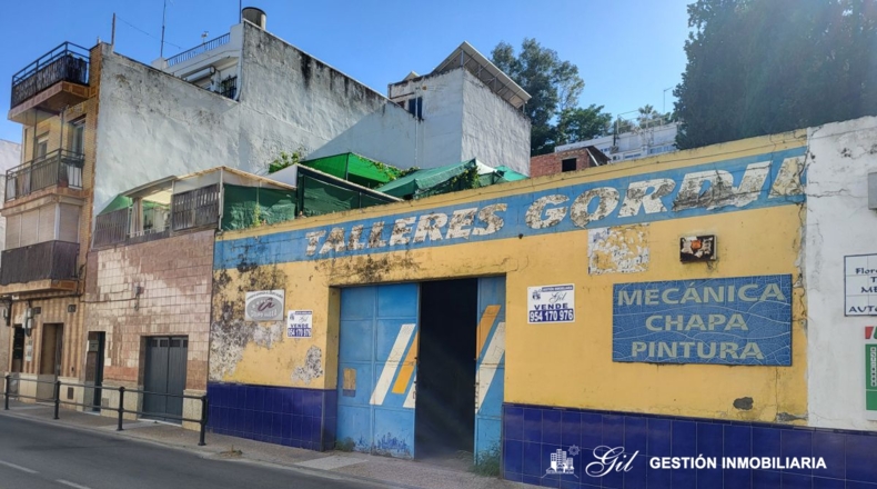 Seville - San Juan de Aznalfarache - 220m2
