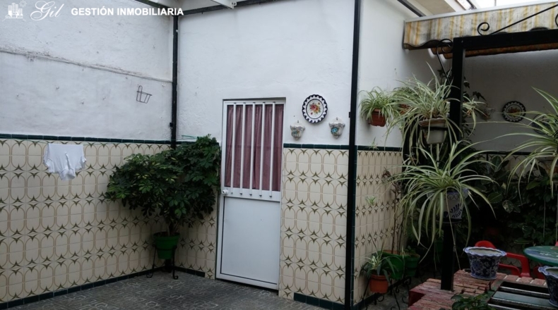 Sevilla - San Juan de Aznalfarache - 180m2