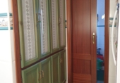 Отдельно стоящий дом с участком на продажу в городе Utrera. Фото