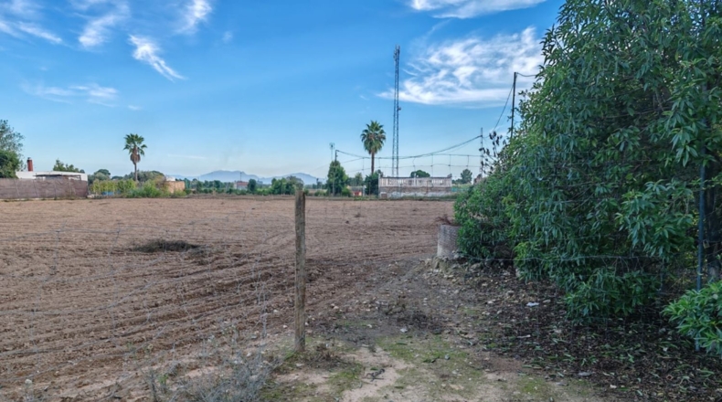 Sevilla - Утрера - 2500m2