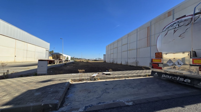 Sevilla - Las Cabezas de San Juan - 951m2