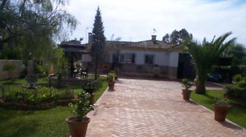 Sevilla - Carmona - 1800m2