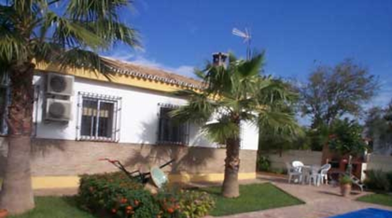 Sevilla - Carmona - 1800m2