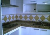 Таунхаус с участком на продажу в городе Mairena del Alcor. Фото