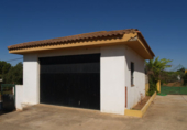 Xalet independent amb terreny en venda a Carmona ref.: TR93362 foto