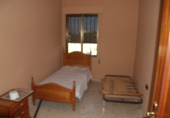 Xalet independent amb terreny en venda a Carmona ref.: TR93362 foto