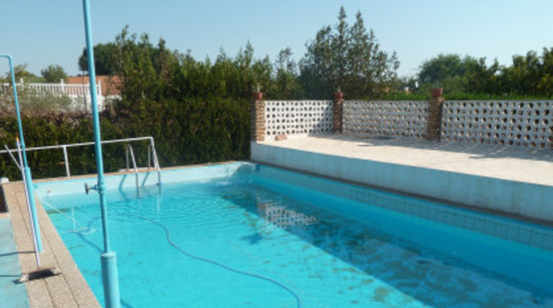 Sevilla - Mairena del Alcor - 2700m2