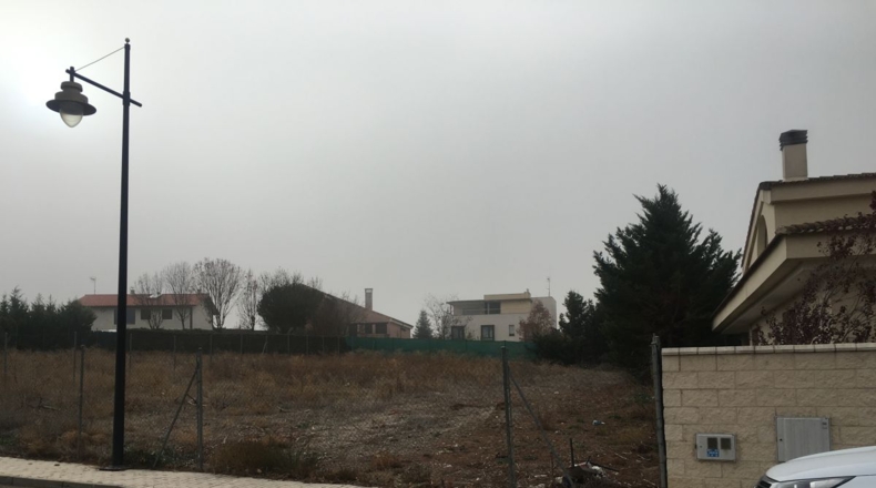 Valladolid - Simancas - 900m2