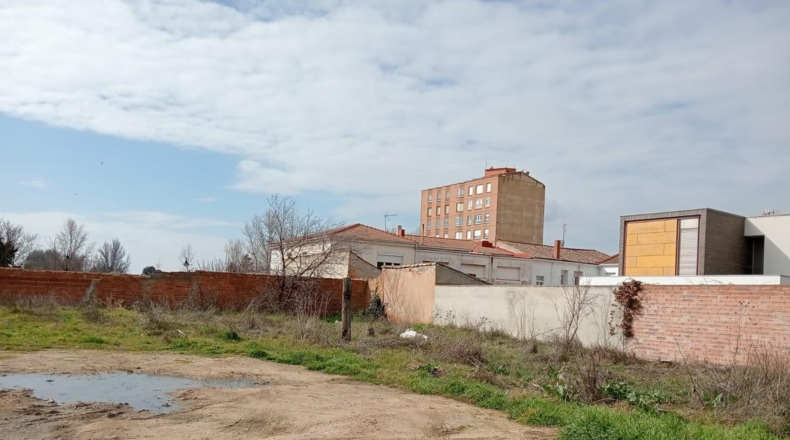 Palencia - Venta de Baños - 488m2