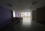 Промышленное здание на продажу в городе Вальядолид Фото