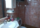 Дом с участком на продажу в городе Brenes. Фото