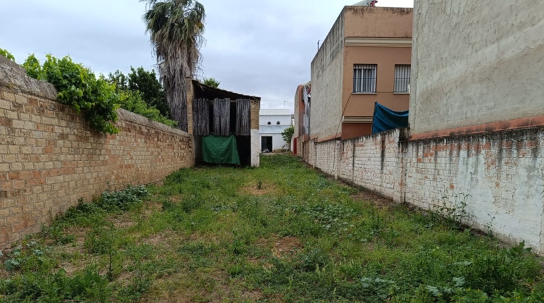 Sevilla - Brenes - 569m2