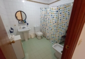 Дом с участком на продажу в городе Brenes. Фото