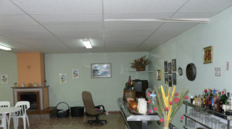 Badajoz - Almendralejo - 24000m2