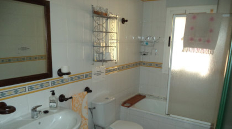 Badajoz - Almendralejo - 2148m2