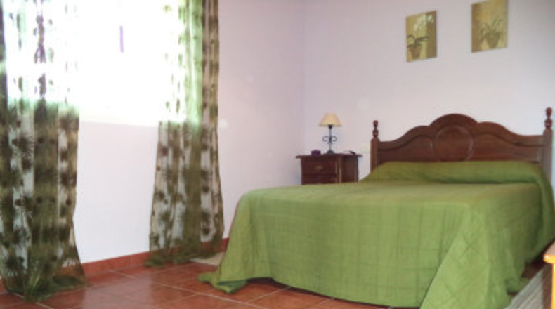 Badajoz - Almendralejo - 2148m2
