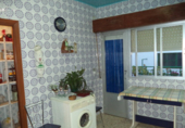 Отдельно стоящий дом с участком на продажу в городе Almendralejo. Фото