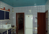 Отдельно стоящий дом с участком на продажу в городе Almendralejo. Фото