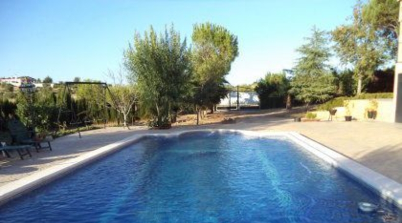 Badajoz - Almendralejo - 2000m2
