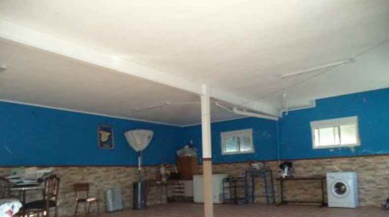 Badajoz - Almendralejo - 2000m2