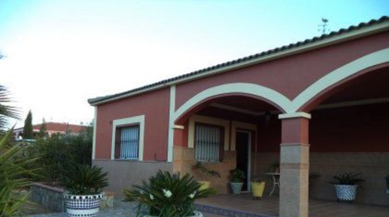 Badajoz - Almendralejo - 1400m2