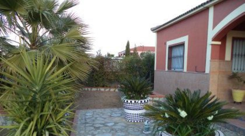 Badajoz - Almendralejo - 1400m2