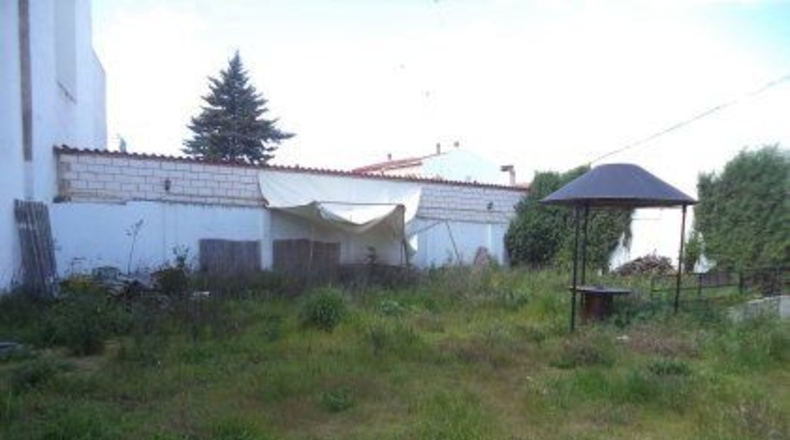 Badajoz - Almendralejo - 610m2