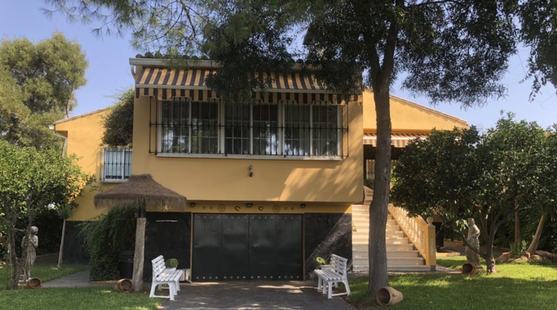 Badajoz - Almendralejo - 1600m2