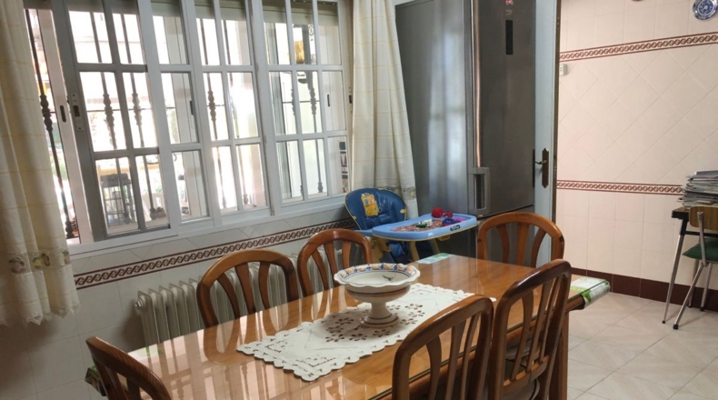 Badajoz - Almendralejo - 1600m2