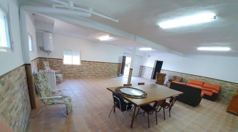 Badajoz - Almendralejo - 2000m2