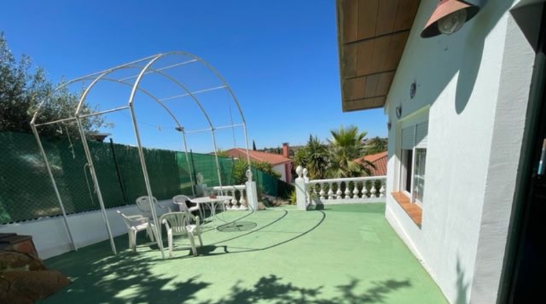 Badajoz - Almendralejo - 900m2