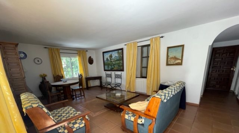 Badajoz - Almendralejo - 900m2