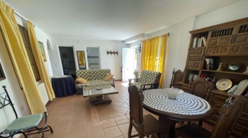 Badajoz - Almendralejo - 900m2