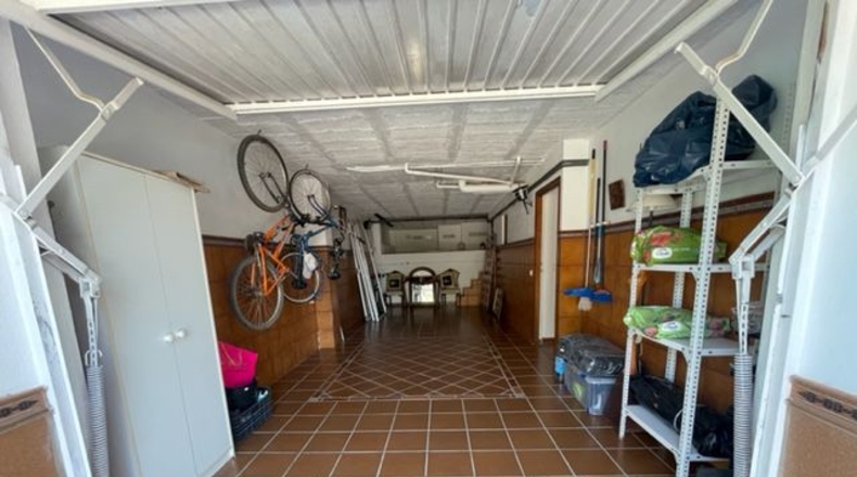 Badajoz - Almendralejo - 900m2