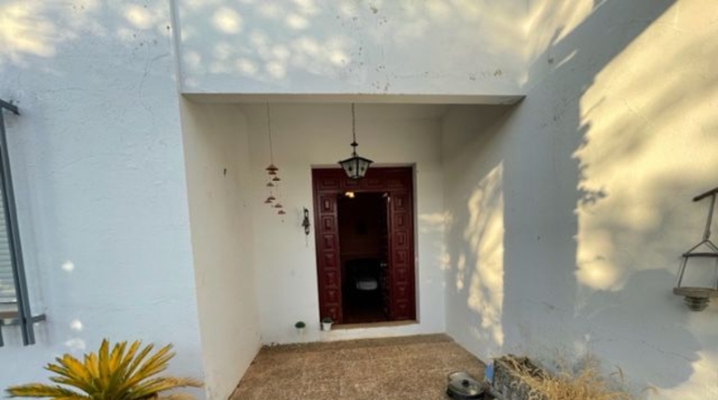 Badajoz - Almendralejo - 4540m2