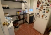 Отдельно стоящий дом с участком на продажу в городе Almendralejo. Фото