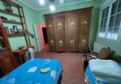 Отдельно стоящий дом с участком на продажу в городе Almendralejo. Фото