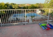 Отдельно стоящий дом с участком на продажу в городе Almendralejo. Фото