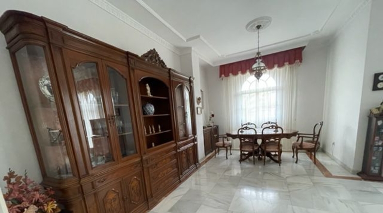 Badajoz - Almendralejo - 1200m2