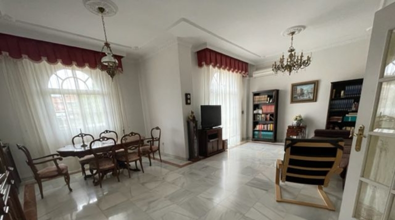 Badajoz - Almendralejo - 1200m2