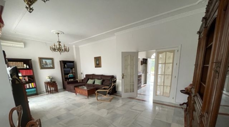 Badajoz - Almendralejo - 1200m2