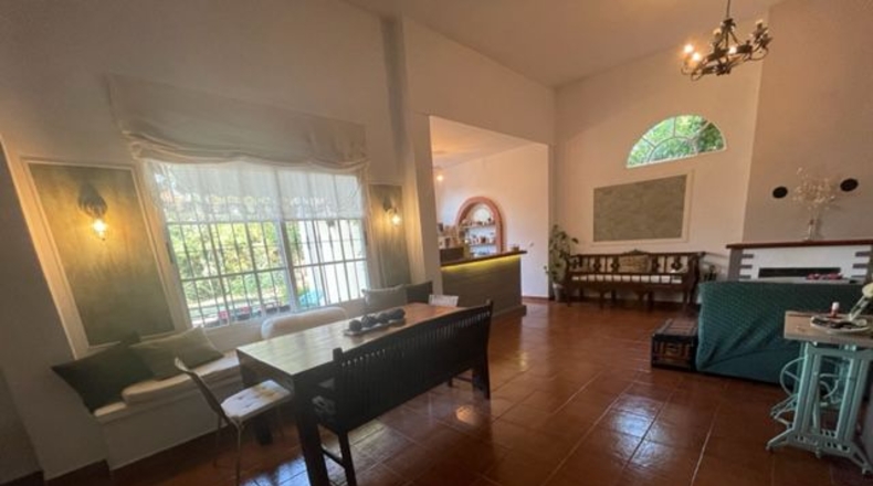 Badajoz - Almendralejo - 1200m2