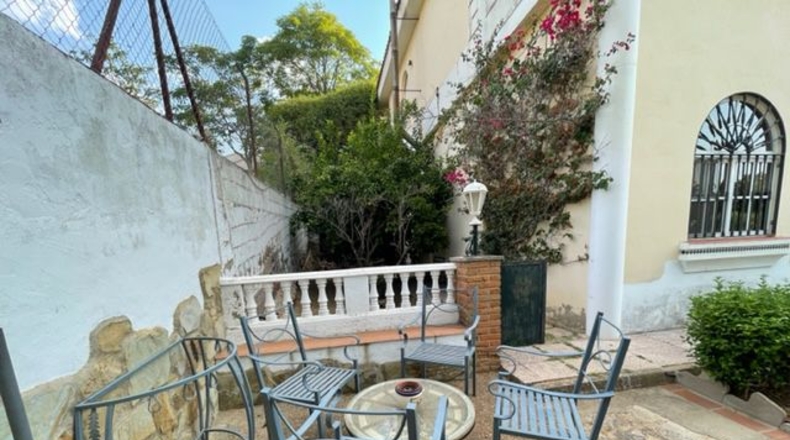 Badajoz - Almendralejo - 1200m2