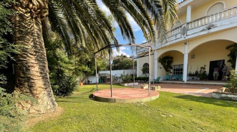 Badajoz - Almendralejo - 1200m2