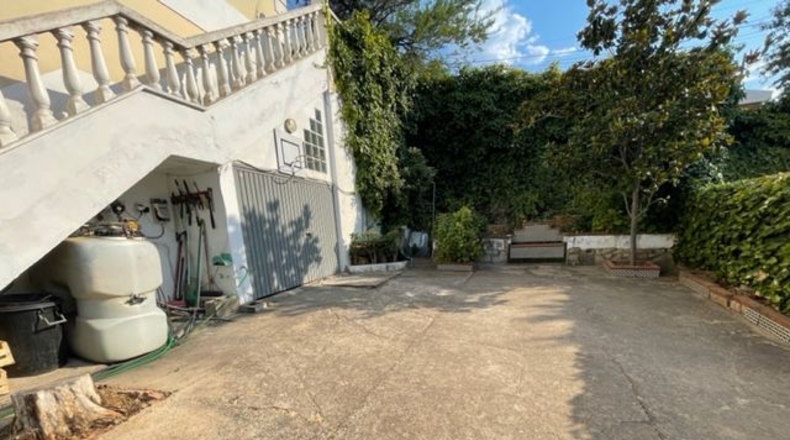 Badajoz - Almendralejo - 1200m2