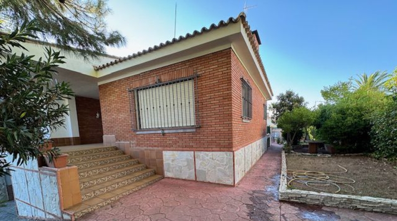 Badajoz - Almendralejo - 1200m2